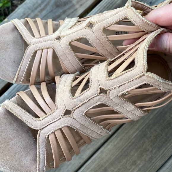 Torrid nude wedges - Picture 6 of 10